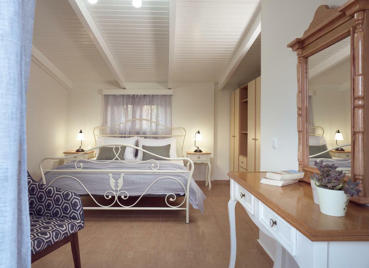 Three Graces Holiday Houses Complex Laganas Exterior foto
